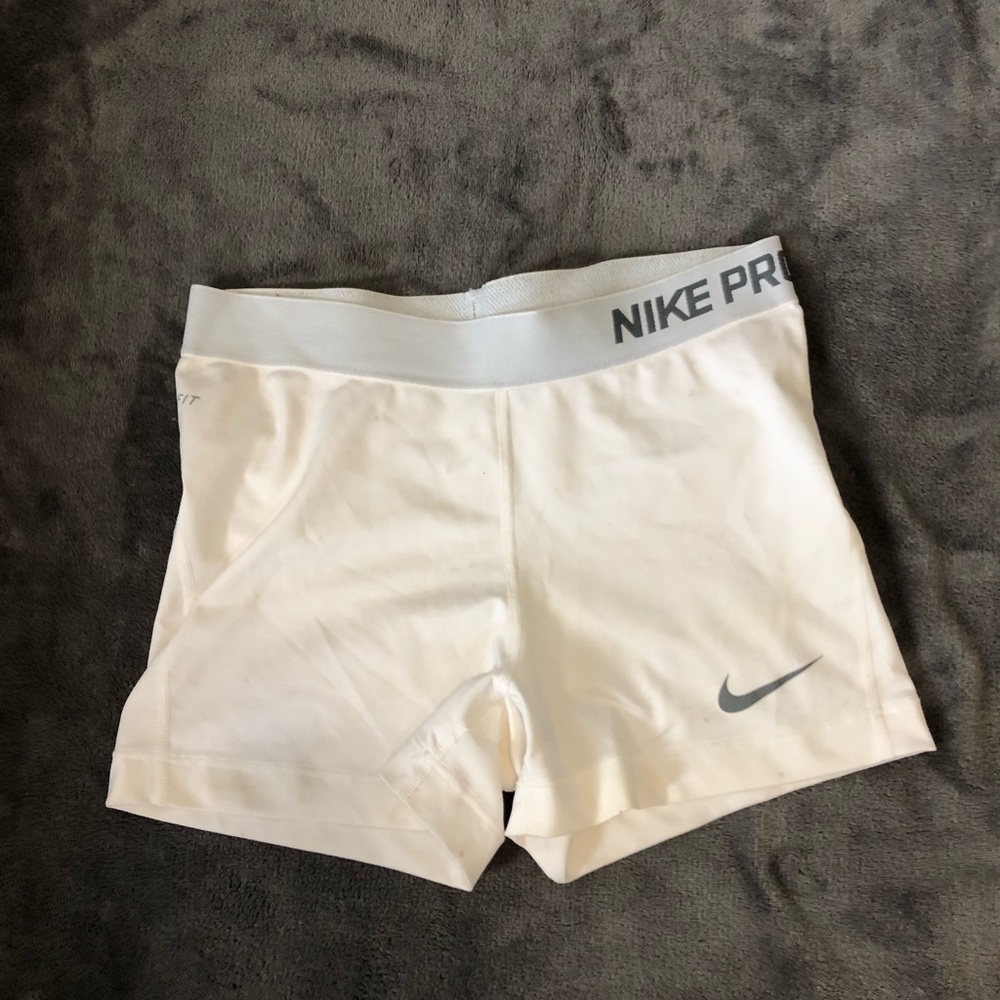 White nike pro shorts